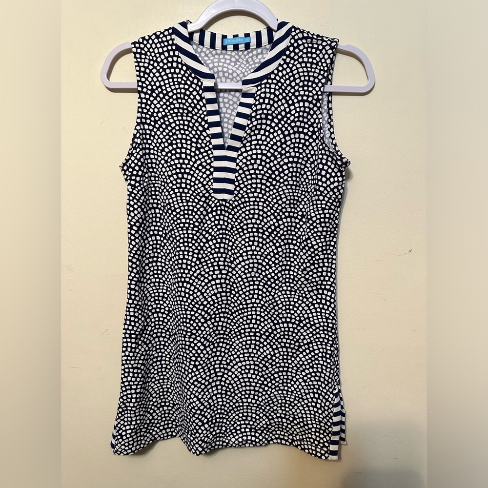 J McLaughlin XS Sleeveless Tunic Tank Top With‎ Side Slits